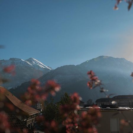 Bed & Bar No.8 - Adults Only Hotel Interlaken Exterior photo