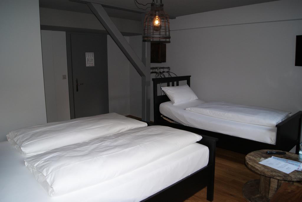 Bed & Bar No.8 - Adults Only Hotel Interlaken Exterior photo